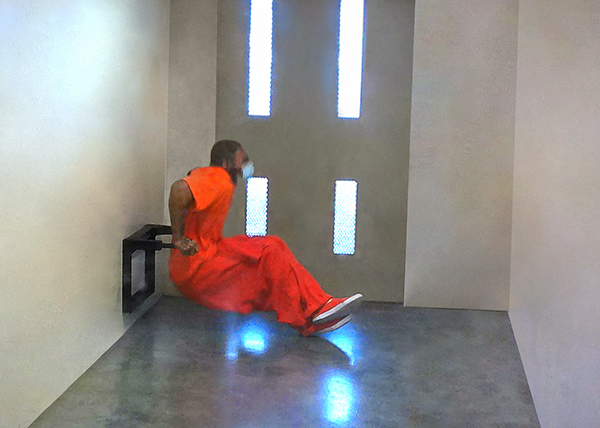 out-of-cell exercise man doing dip