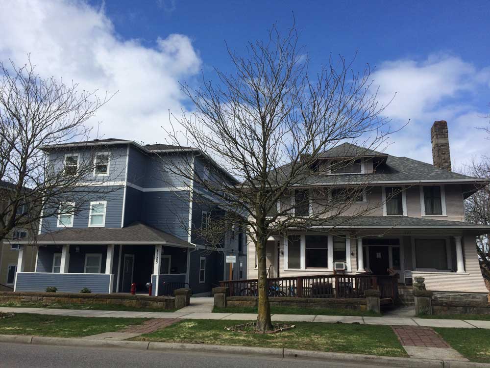 image of the Bellingham Reentry Center which resembles a three story home.