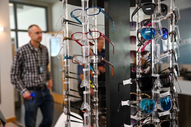 station of eyeglasses